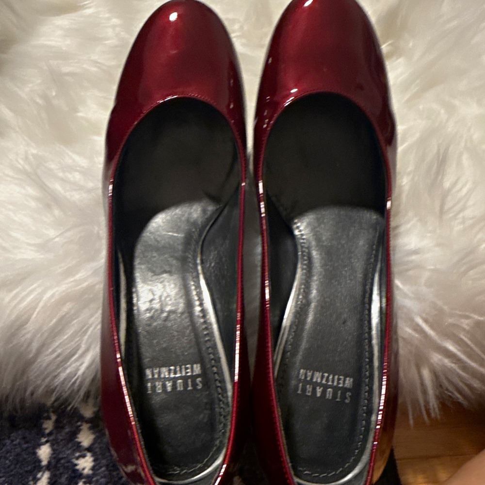 Stuart Weitzman Red Patent Leather Round Toe Slip-On Pumps Women Size 8M